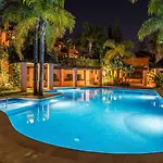 Vacation Marbella - Villa Federer, Cine Room, Bbq, New Decoration, Garage, Old Town Location, Big Communal Pool, Andalusian Garden, Walking To The Beach