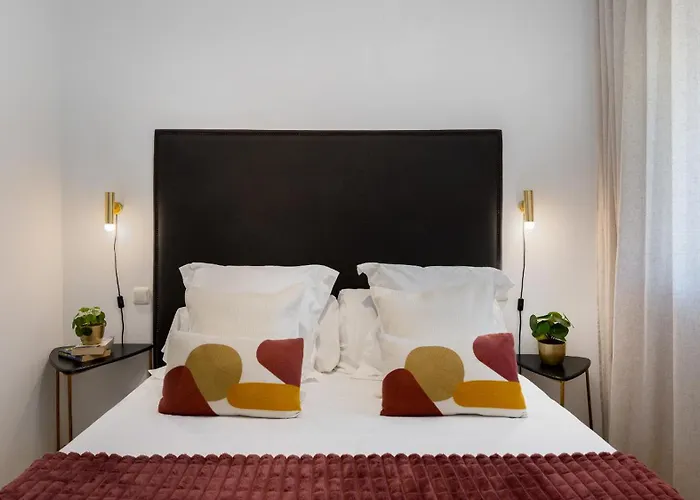 Vacation - Federer, Old Town With A Big Communal Pool And Andalusian Garden 度假居