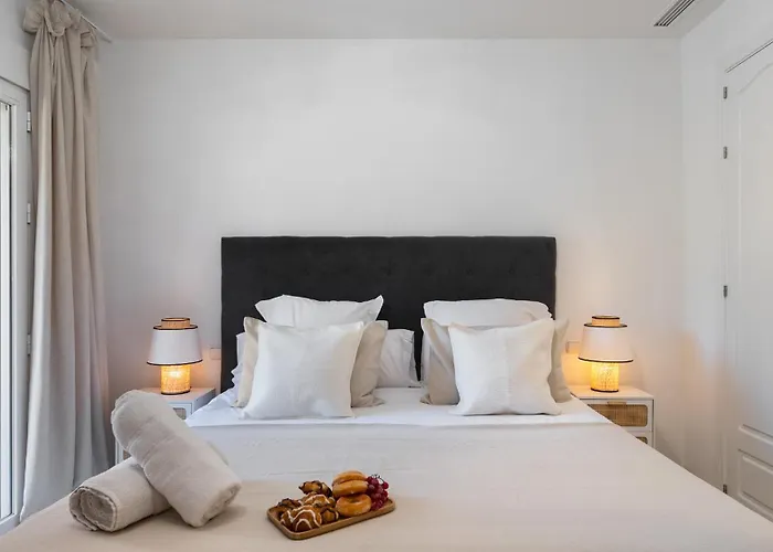 度假居 Vacation - Federer, Old Town With A Big Communal Pool And Andalusian Garden *